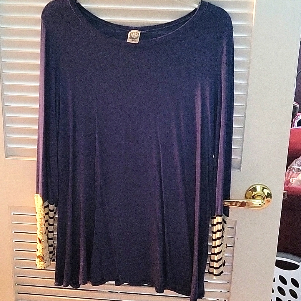 Long Sleeve blue top